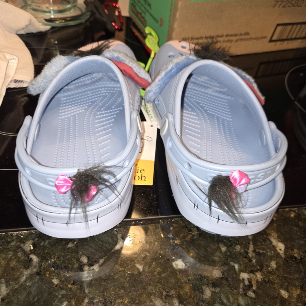Eeyore Crocs - Picture 2 of 4